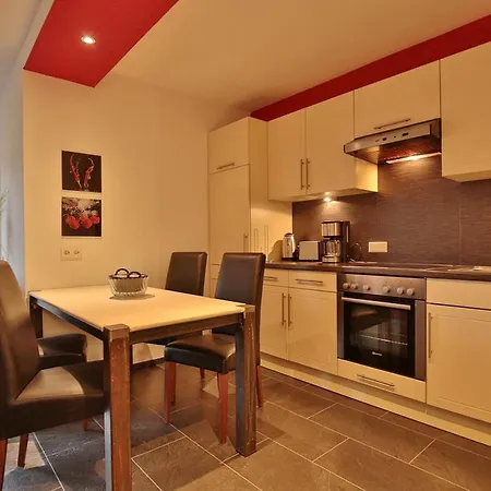 Domizil Strandallee 180 Domizil Strandallee 180 5 * Timmendorfer Strand