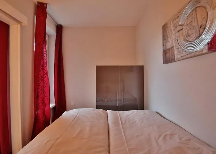 Domizil Strandallee 180 Domizil Strandallee 180 5 Apartment *